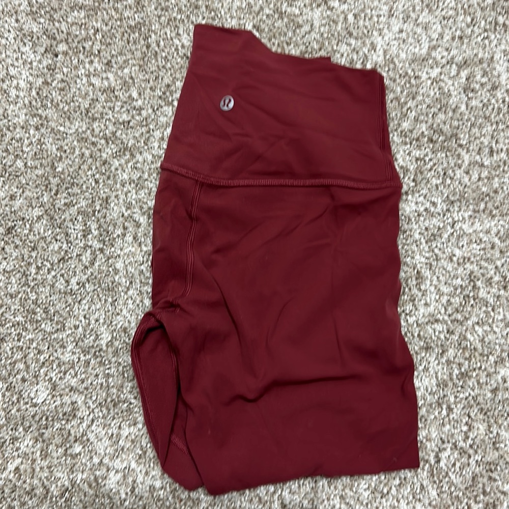 ALIGN CROP *21" Lululemon 
Size: 4 Qty: 1
